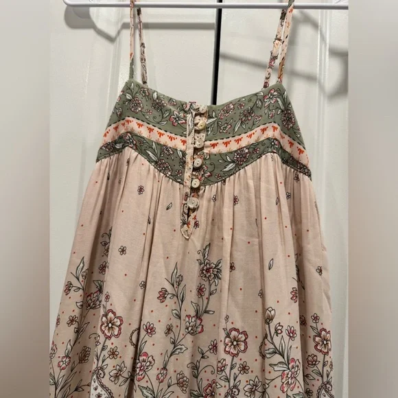 Floral Maxi Dress in Cream and Green - Picture 3 of 9